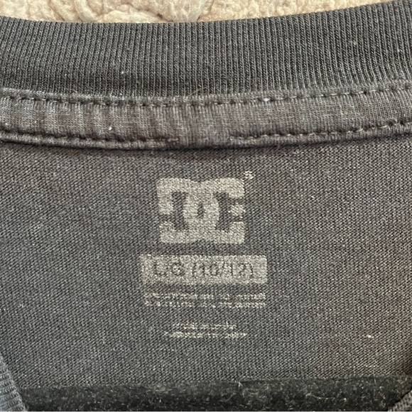 3 Graphic T-Shirt Bundle Youth Large - Picture 4 of 14